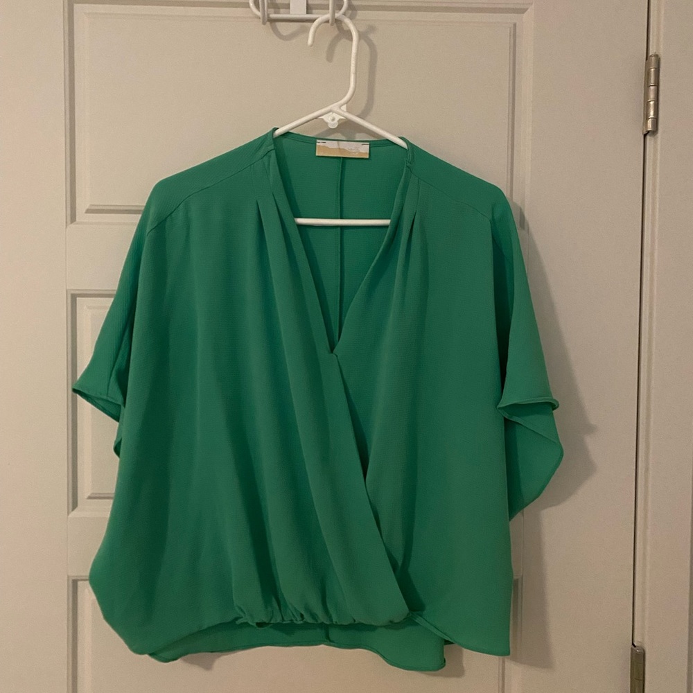 Short Sleeved Cropped Blouse